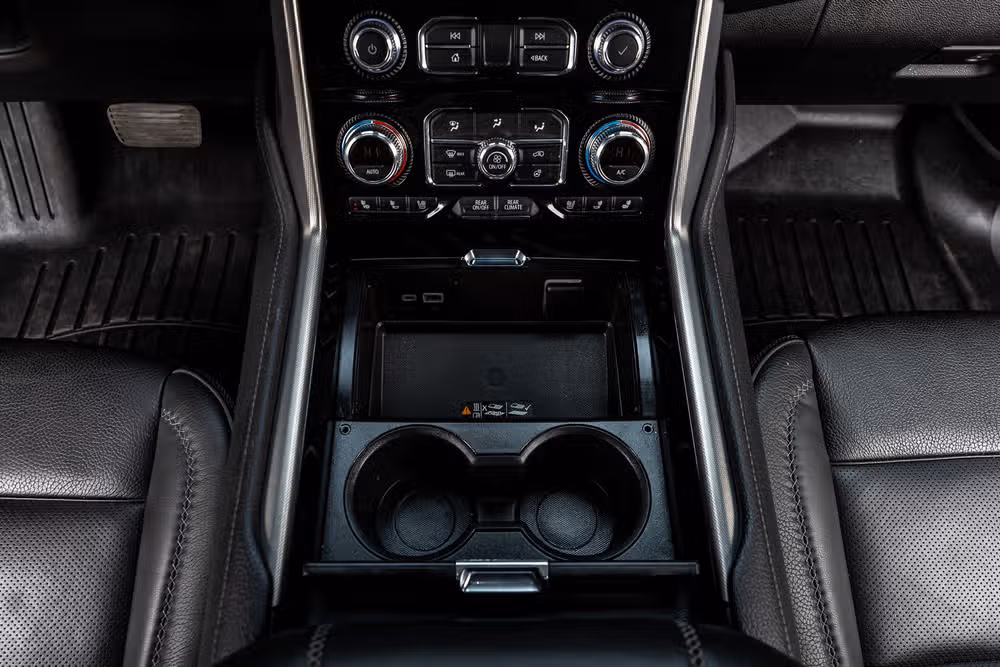 2023 GMC Yukon Denali Image 27