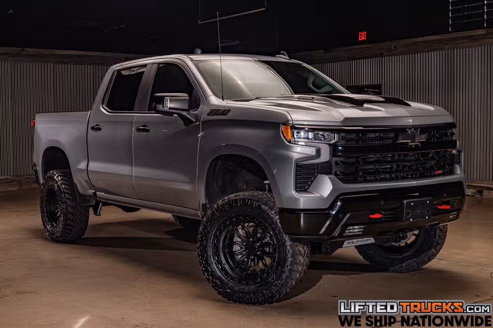 2025 Chevrolet Silverado 1500 LT Trail Boss Crew Cab Image 1