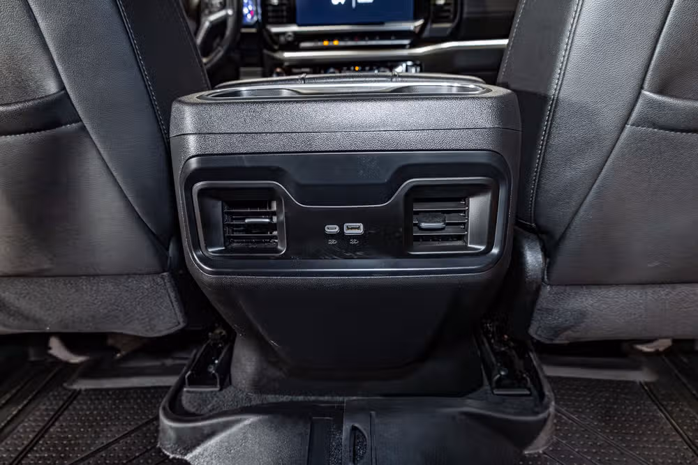2025 Chevrolet Silverado 1500 LT Trail Boss Crew Cab Image 27