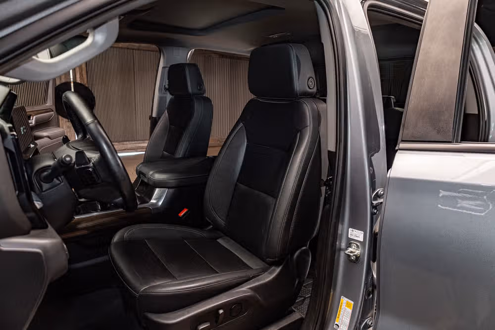 2025 Chevrolet Silverado 1500 LT Trail Boss Crew Cab Image 24