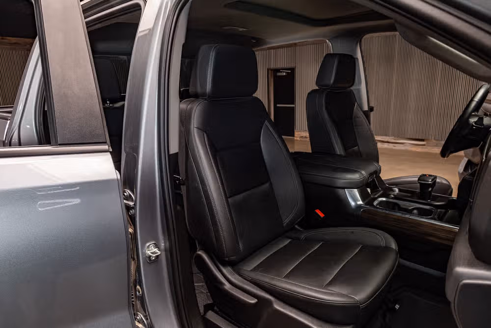 2025 Chevrolet Silverado 1500 LT Trail Boss Crew Cab Image 30