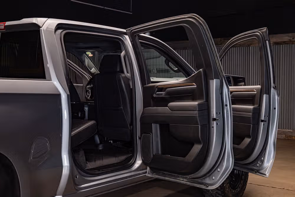 2025 Chevrolet Silverado 1500 LT Trail Boss Crew Cab Image 33