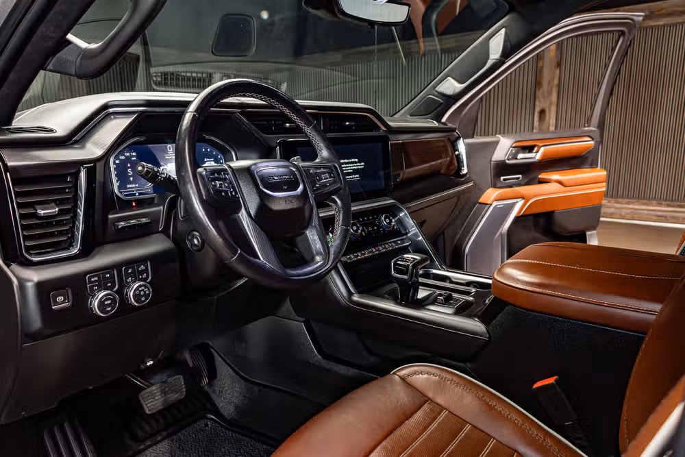 2023 GMC Sierra 1500 Denali Ultimate Crew Cab Image 16