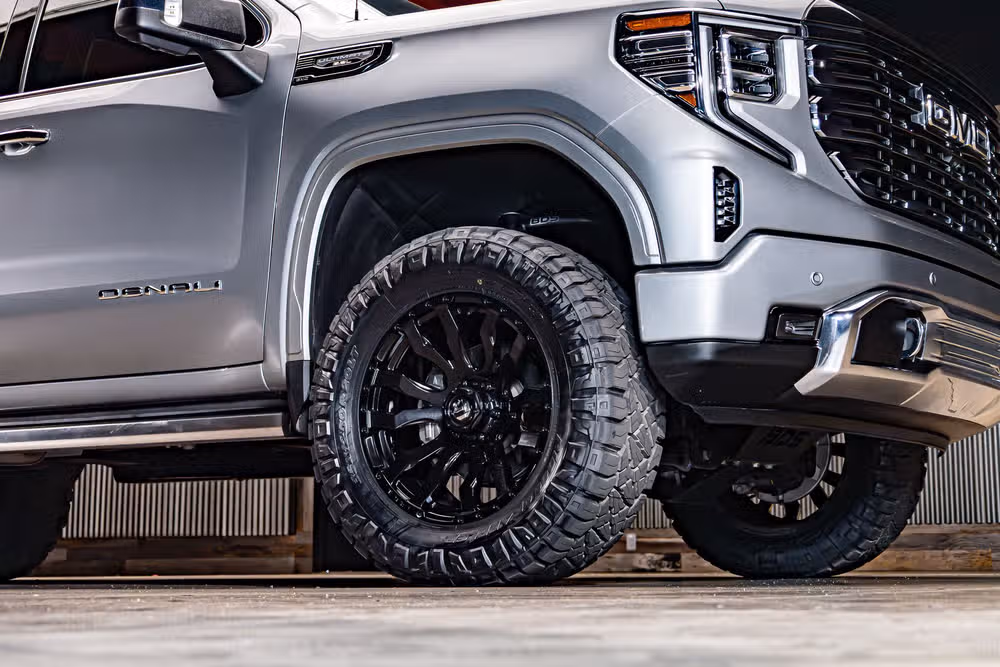 2023 GMC Sierra 1500 Denali Ultimate Crew Cab Image 15