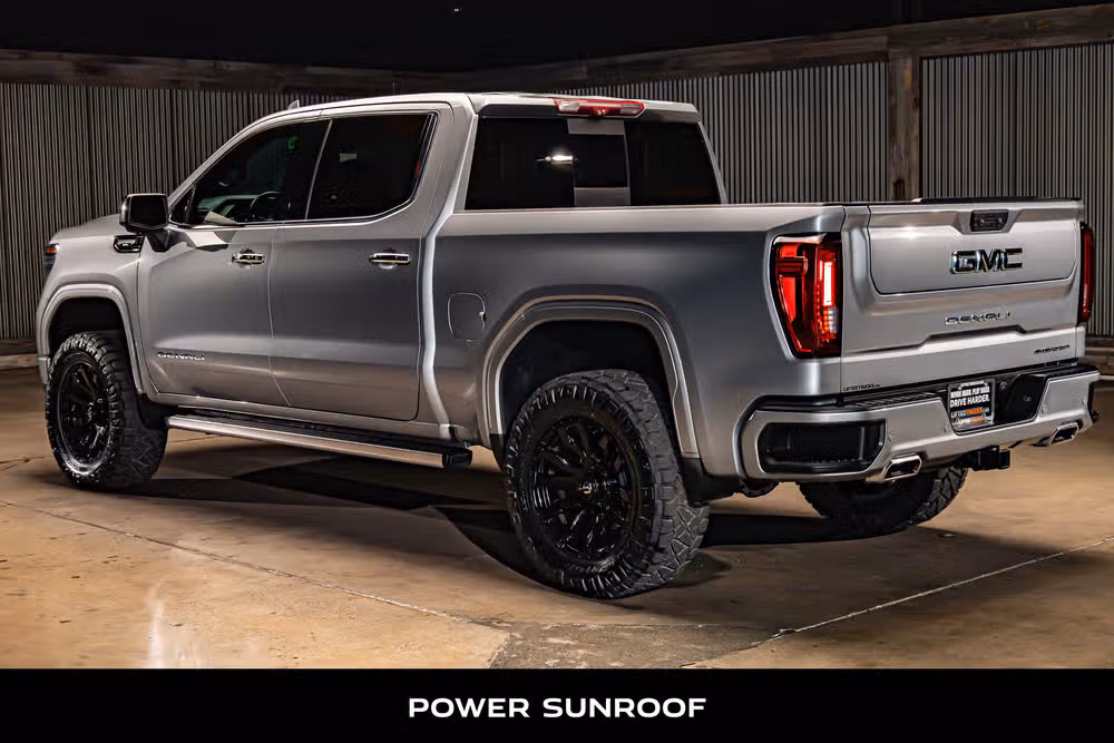 2023 GMC Sierra 1500 Denali Ultimate Crew Cab Image 6