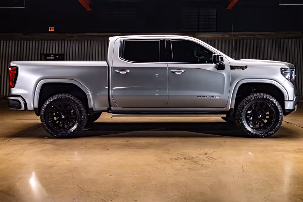 2023 GMC Sierra 1500 Denali Ultimate Crew Cab Image 10