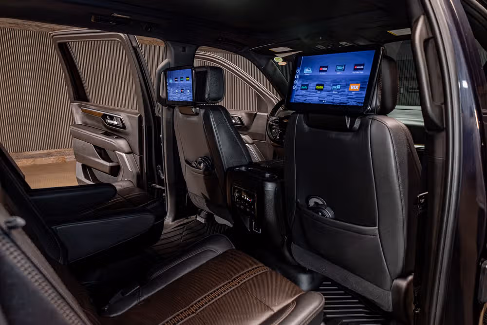 2025 Chevrolet Suburban High Country Image 26
