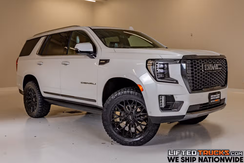 2024 GMC Yukon Denali Ultimate Image 1