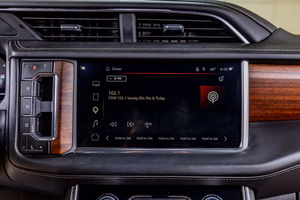 2024 GMC Yukon Denali Ultimate Image 25