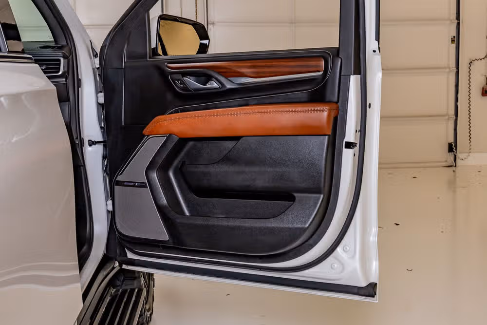 2024 GMC Yukon Denali Ultimate Image 38