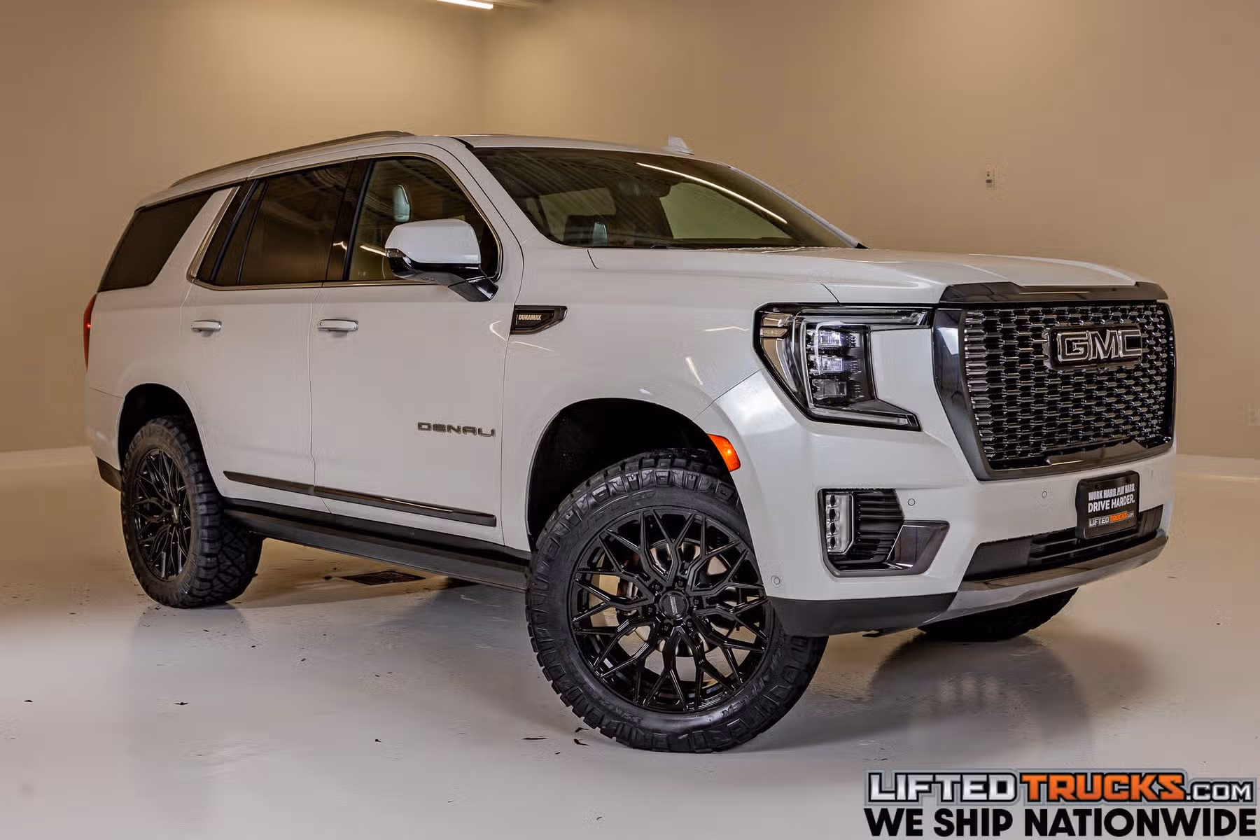 2024 GMC Yukon Denali Ultimate Image 1