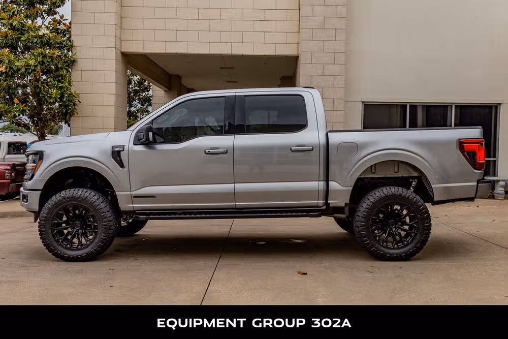 2024 Ford F-150 XLT SuperCrew Image 6