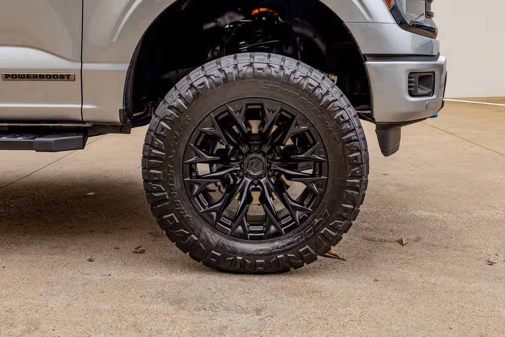 2024 Ford F-150 XLT SuperCrew Image 12