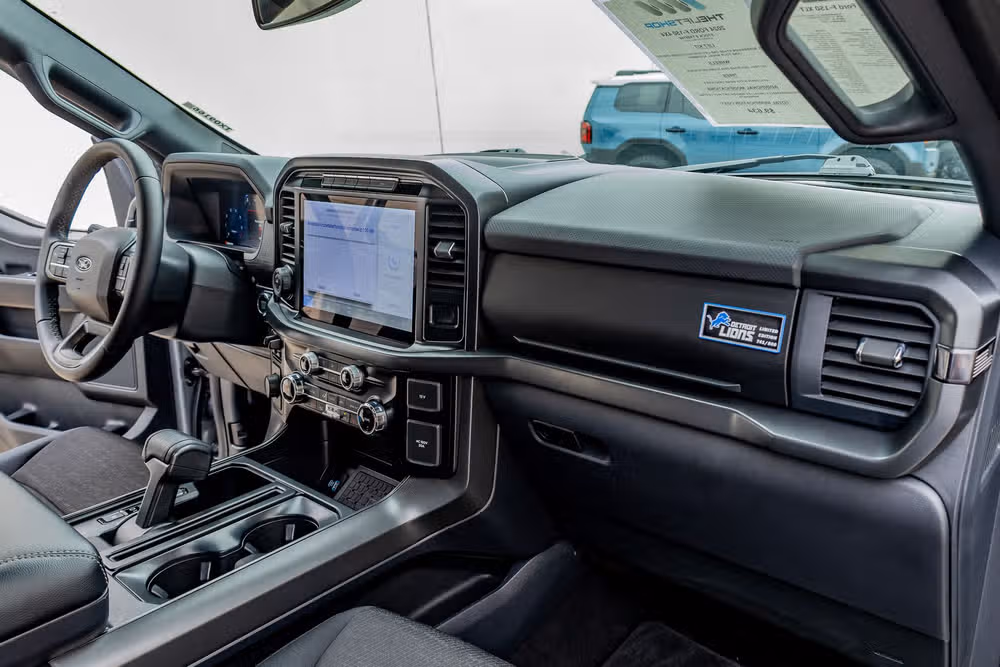 2024 Ford F-150 XLT SuperCrew Image 18