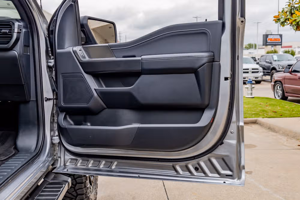 2024 Ford F-150 XLT SuperCrew Image 38