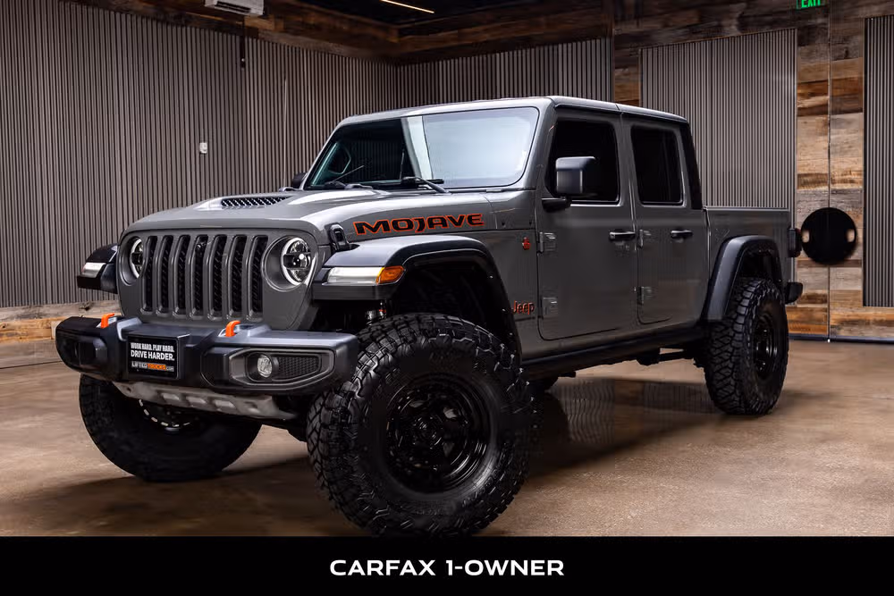 2023 Jeep Gladiator Mojave Crew Cab Image 5