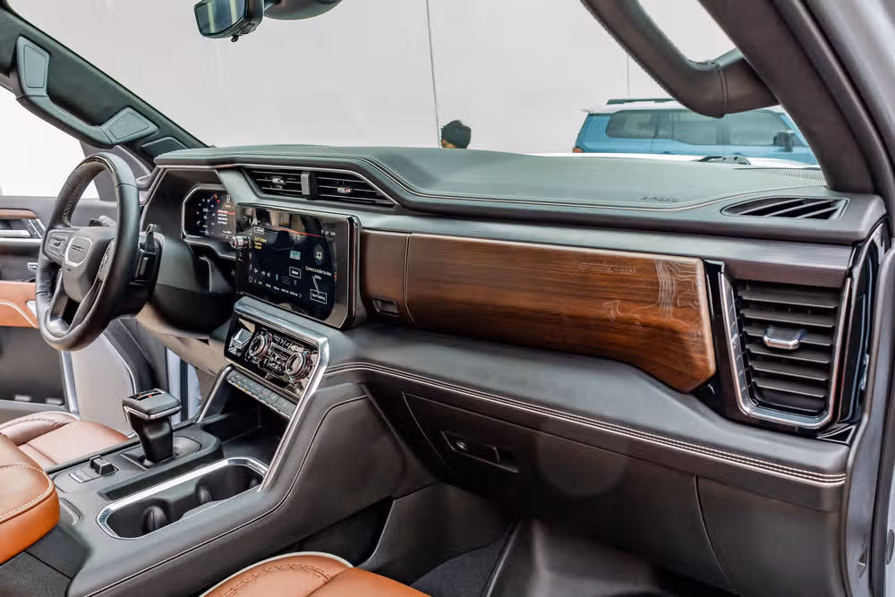 2026 GMC Sierra 1500 Denali Ultimate Crew Cab Image 18