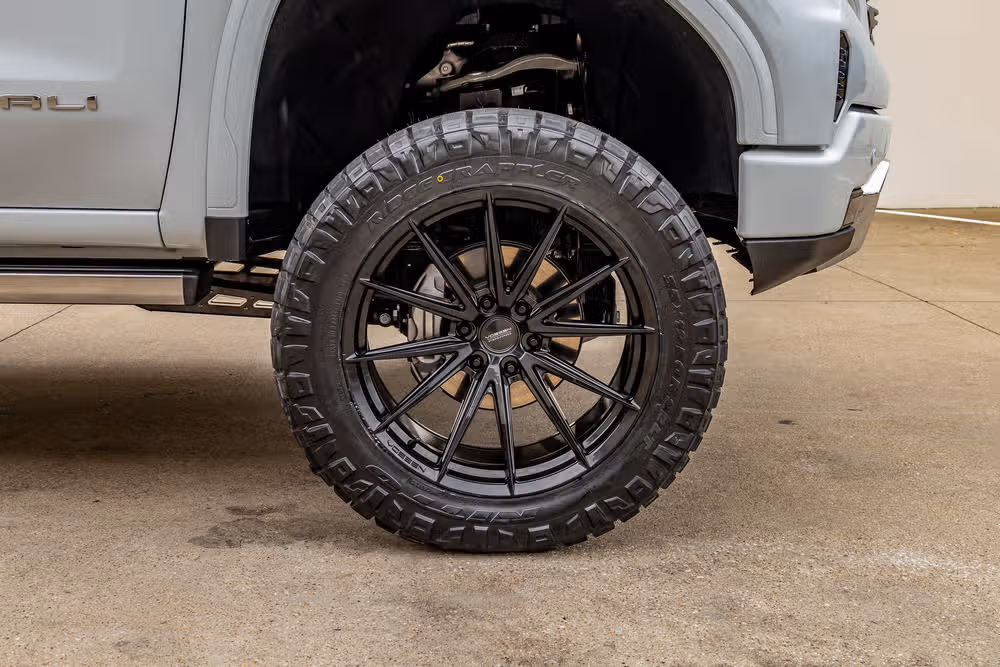 2026 GMC Sierra 1500 Denali Ultimate Crew Cab Image 12