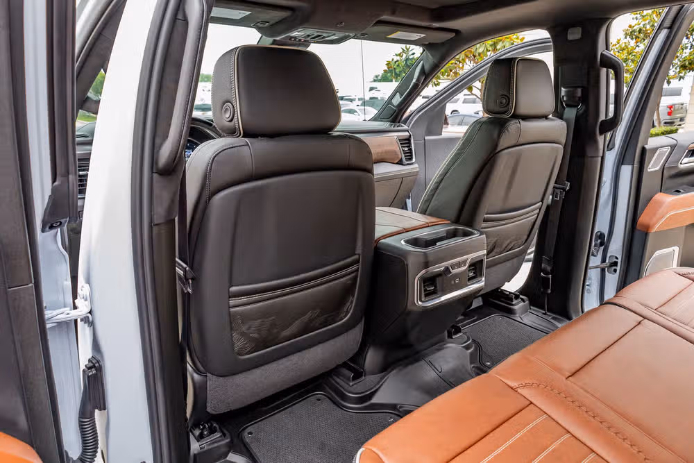 2026 GMC Sierra 1500 Denali Ultimate Crew Cab Image 33