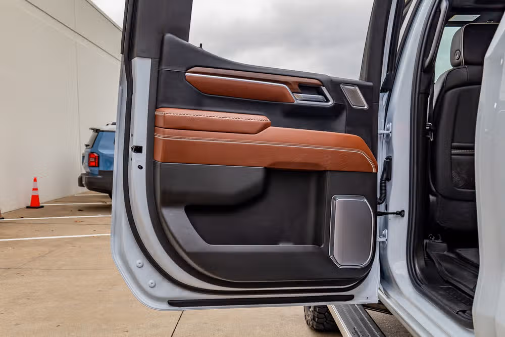 2026 GMC Sierra 1500 Denali Ultimate Crew Cab Image 37