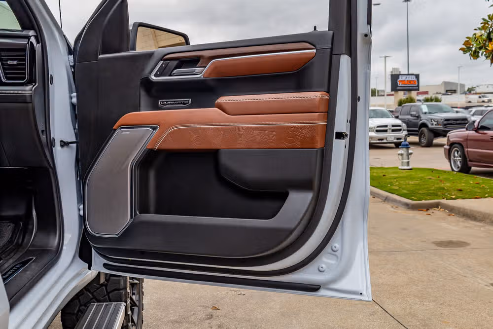 2026 GMC Sierra 1500 Denali Ultimate Crew Cab Image 36