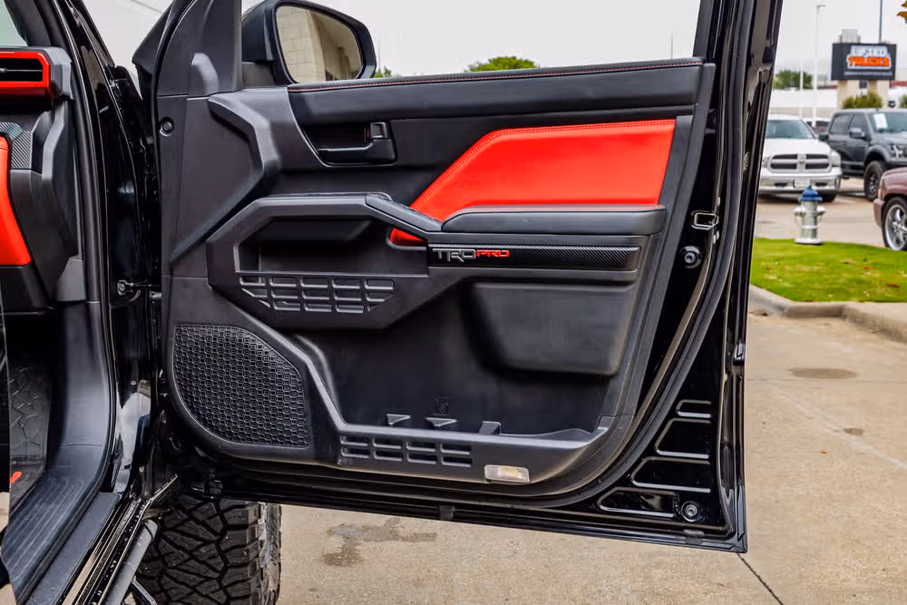 2025 Toyota Tacoma TRD Pro HV Double Cab Image 37