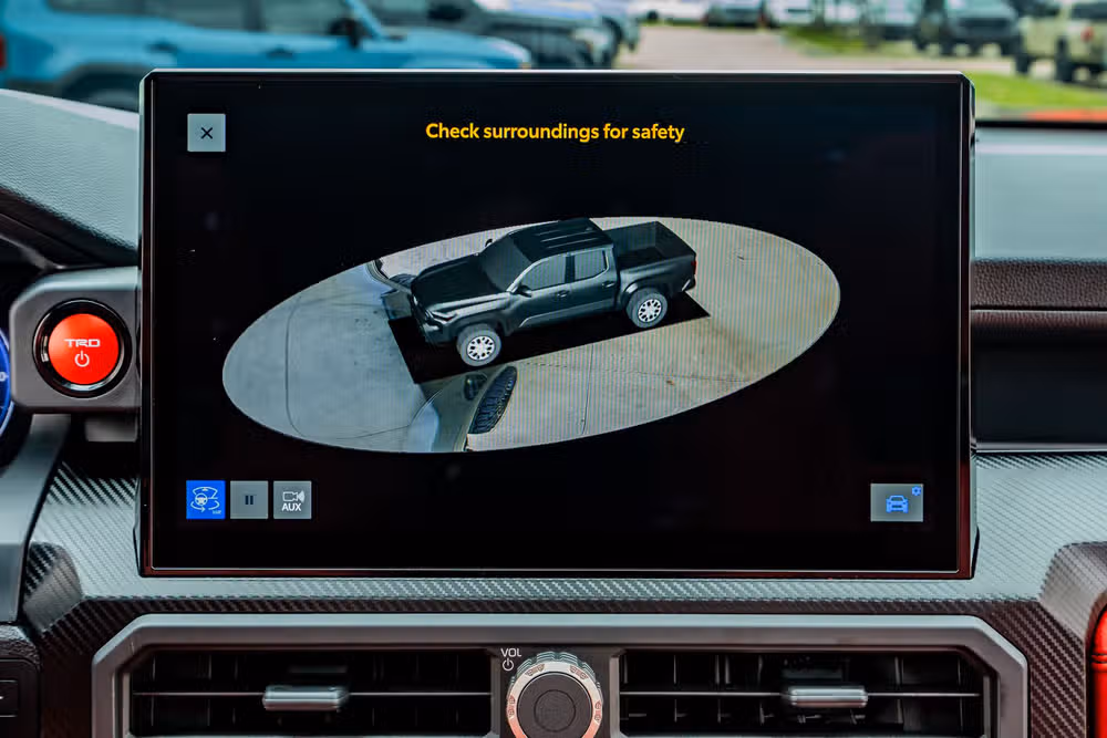 2025 Toyota Tacoma TRD Pro HV Double Cab Image 26