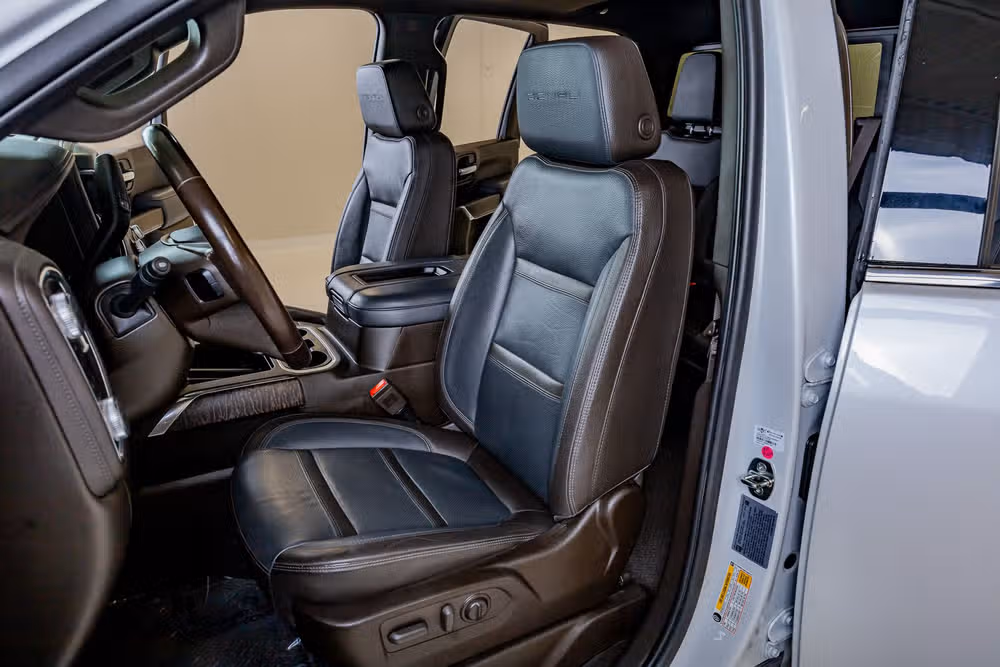 2022 GMC Sierra 3500HD Denali Crew Cab Image 30