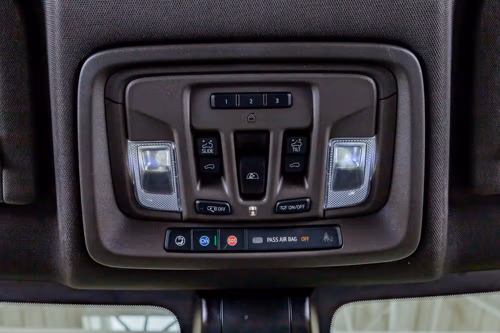 2022 GMC Sierra 3500HD Denali Crew Cab Image 29