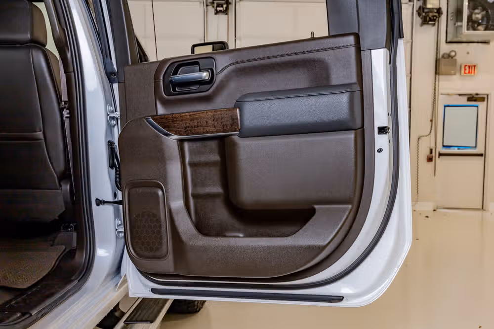 2022 GMC Sierra 3500HD Denali Crew Cab Image 39