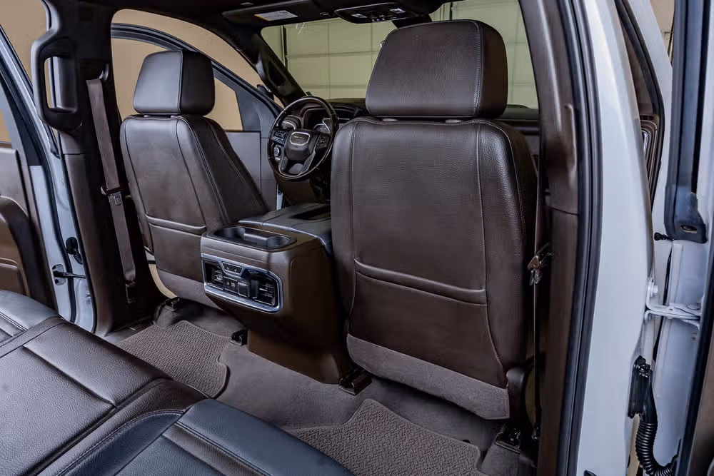 2022 GMC Sierra 3500HD Denali Crew Cab Image 32