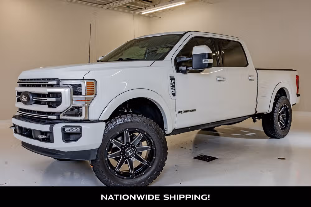 2022 Ford F-250 Super Duty Platinum Crew Cab Image 4