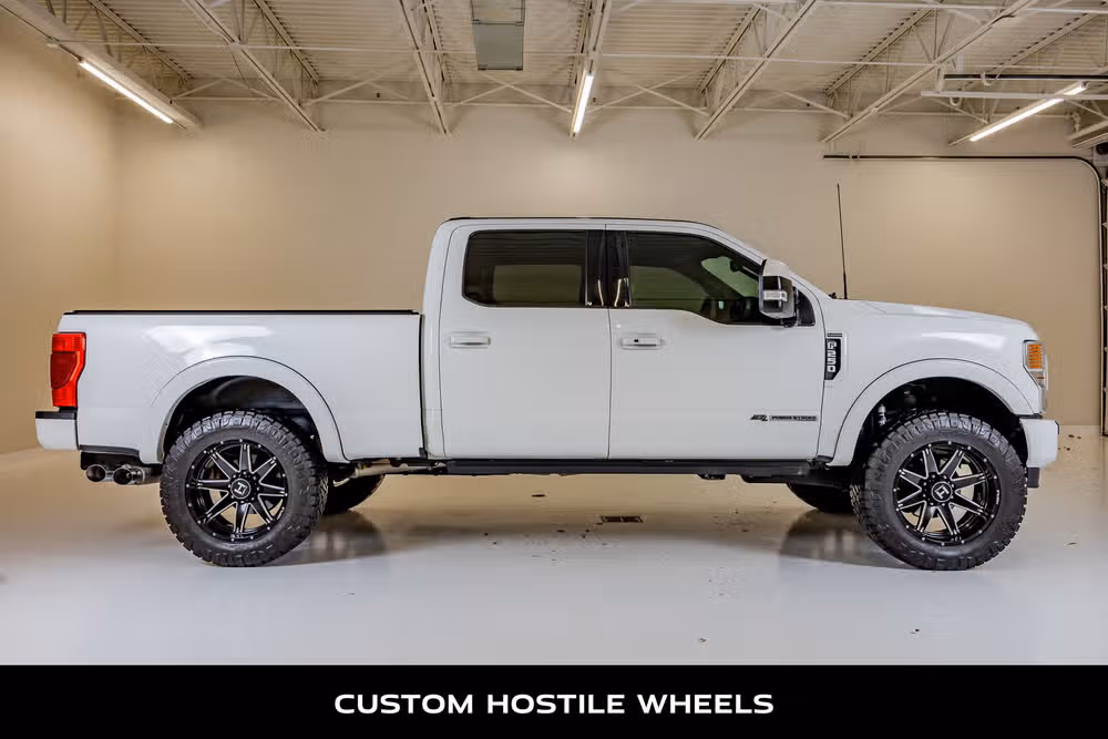 2022 Ford F-250 Super Duty Platinum Crew Cab Image 10