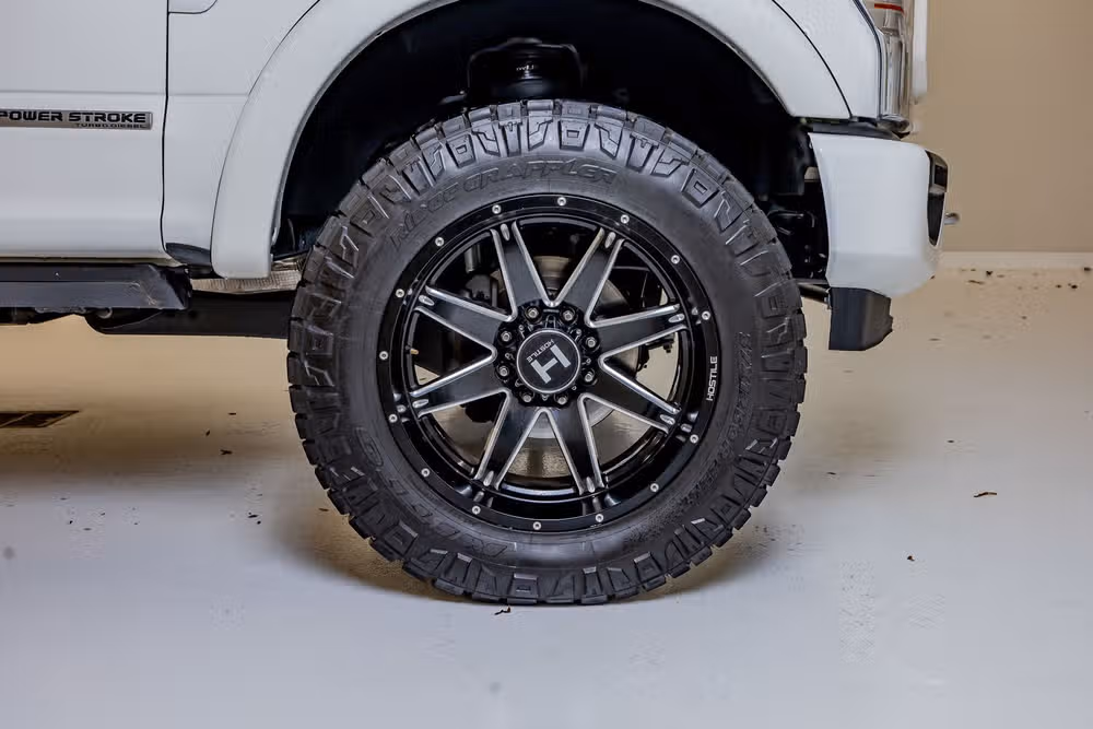 2022 Ford F-250 Super Duty Platinum Crew Cab Image 11