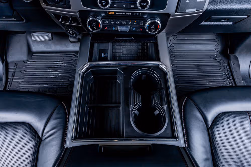 2022 Ford F-250 Super Duty Platinum Crew Cab Image 28