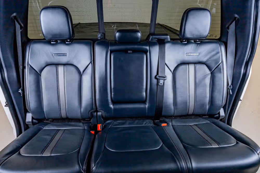 2022 Ford F-250 Super Duty Platinum Crew Cab Image 35