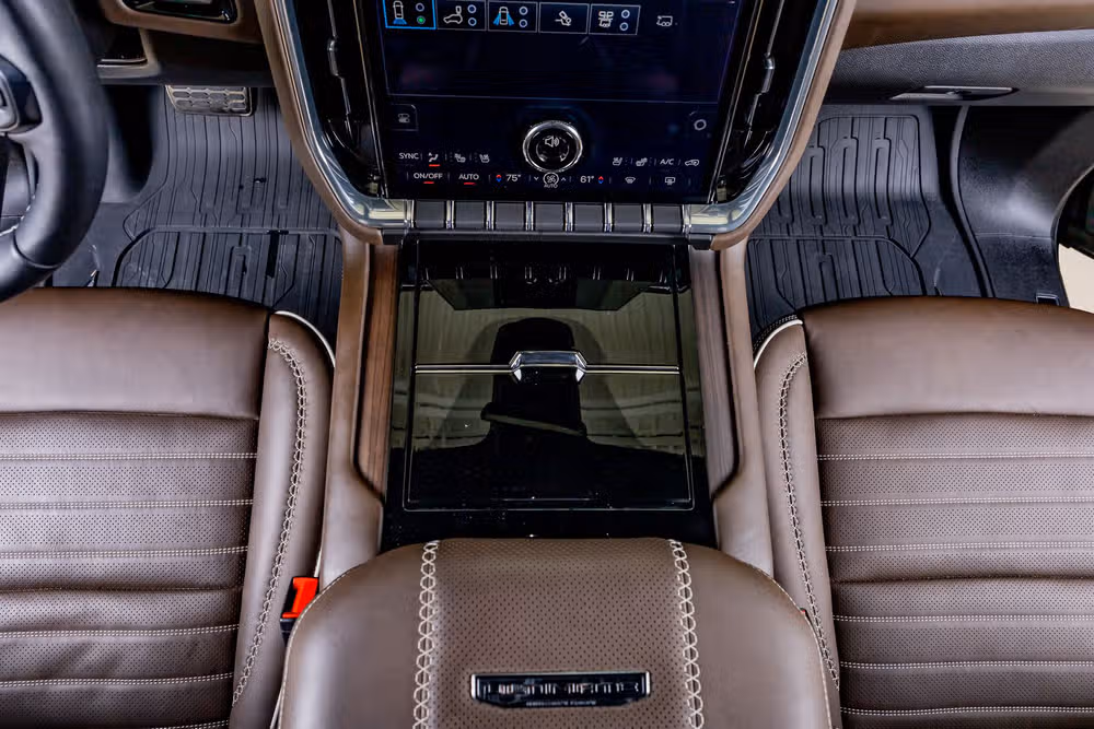 2025 GMC Yukon XL Denali Ultimate Image 27