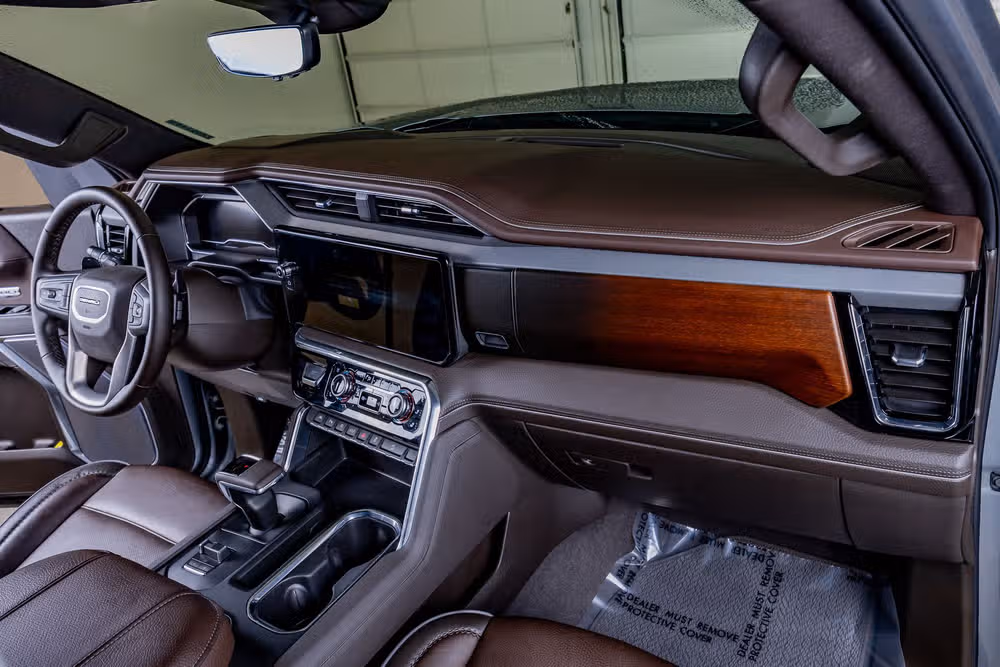 2025 GMC Sierra 1500 Denali Crew Cab Image 18