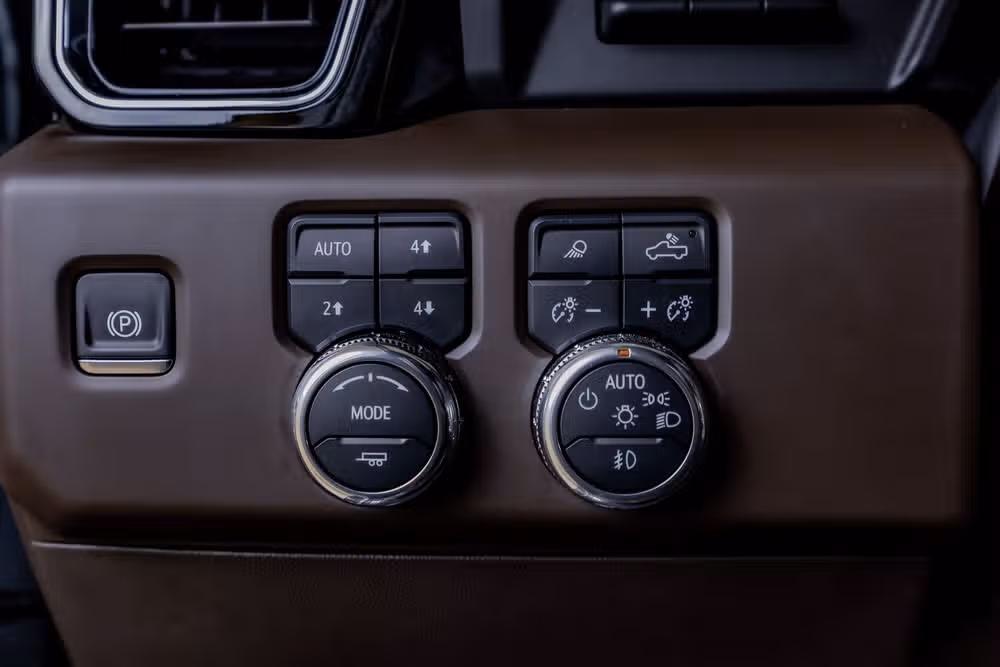2025 GMC Sierra 1500 Denali Crew Cab Image 22