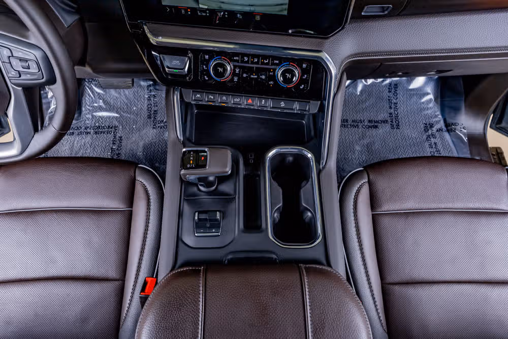 2025 GMC Sierra 1500 Denali Crew Cab Image 28