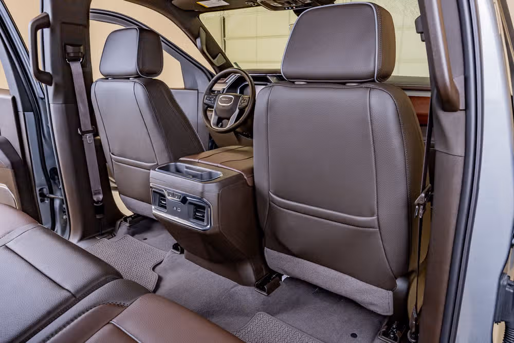 2025 GMC Sierra 1500 Denali Crew Cab Image 32