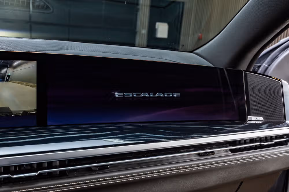 2025 Cadillac Escalade Sport Image 25