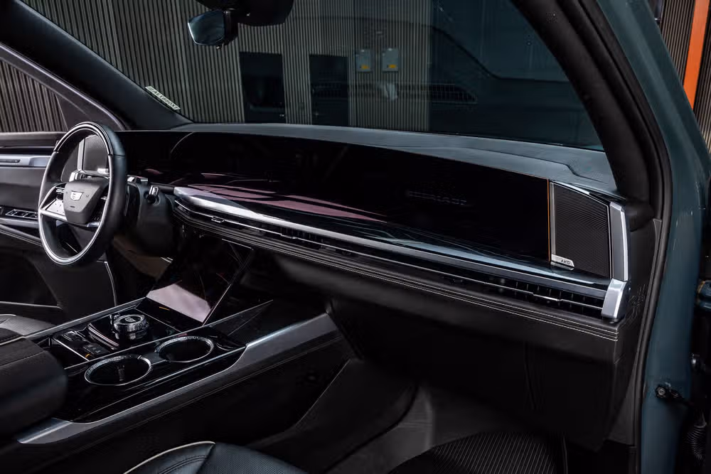2025 Cadillac Escalade Sport Image 16