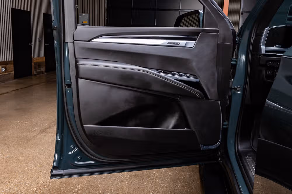 2025 Cadillac Escalade Sport Image 38