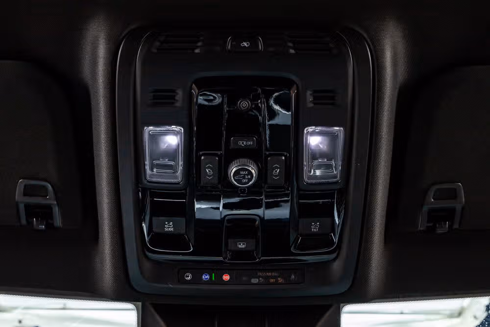 2025 Cadillac Escalade Sport Image 28