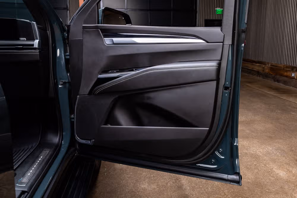 2025 Cadillac Escalade Sport Image 39