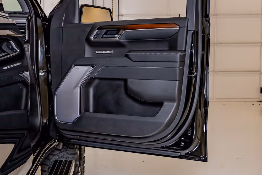 2025 GMC Sierra 1500 Denali Crew Cab Image 37