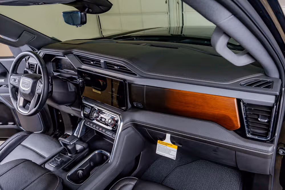 2025 GMC Sierra 1500 Denali Crew Cab Image 18