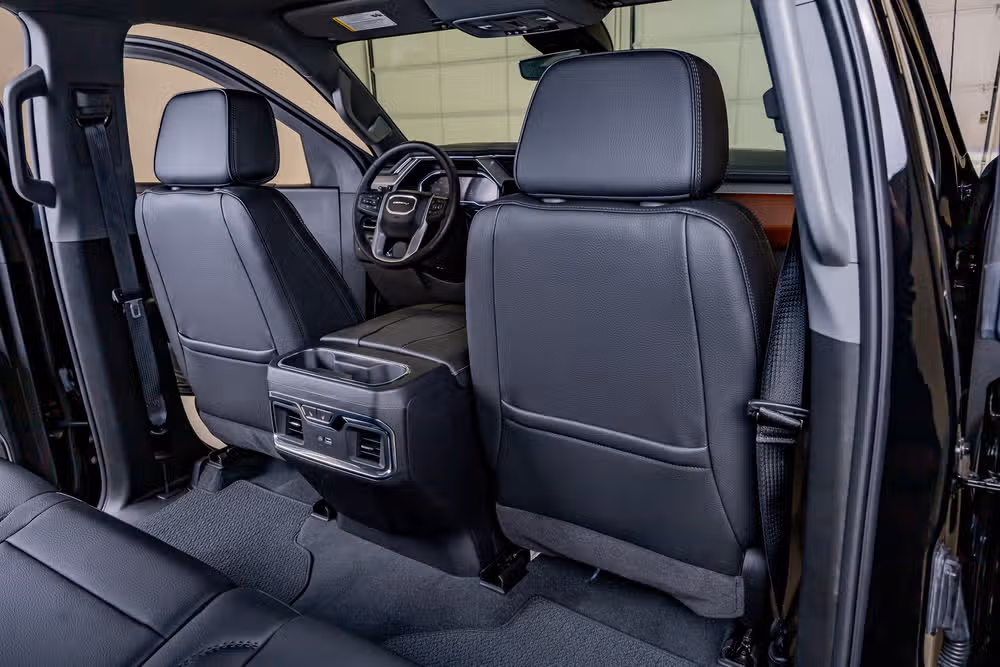 2025 GMC Sierra 1500 Denali Crew Cab Image 32