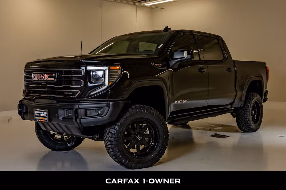 2023 GMC Sierra 1500 AT4X Crew Cab Image 5